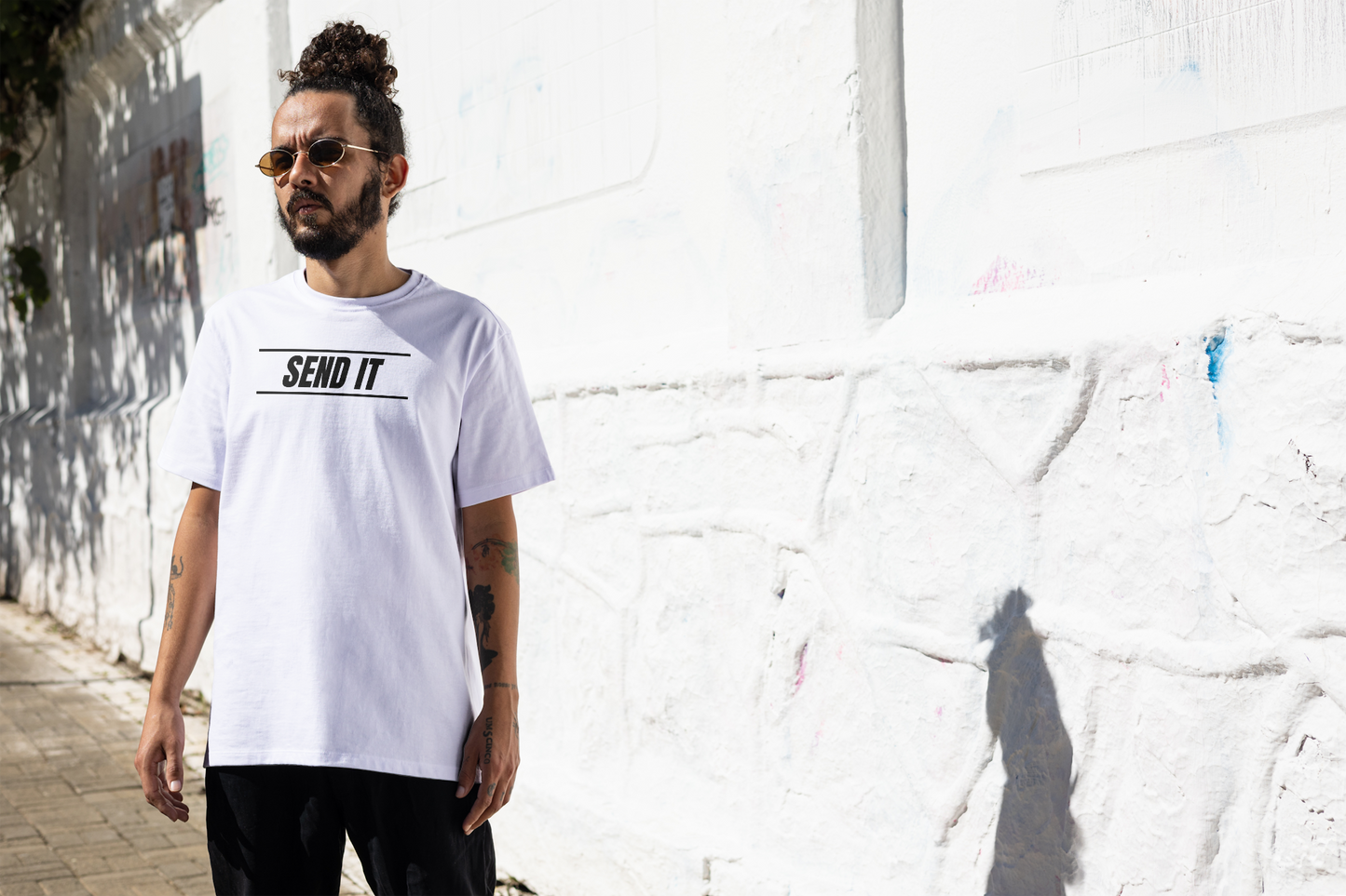 SEND IT Lines Graphic T-Shirt